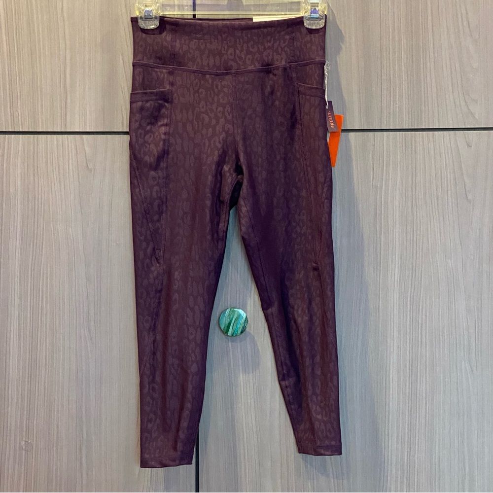 Freely Girls Vintage Grape Purple Leggings Girls XL NWT